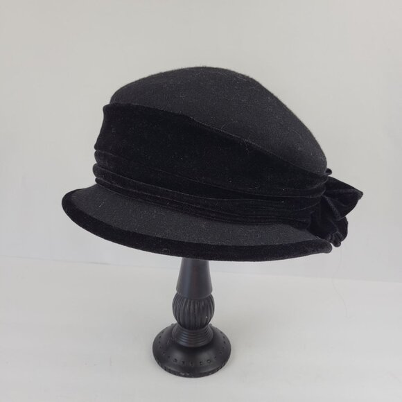 Vintage Arlin Black Wool Cloche Hat With Velvet Ribbon & Bow Detail main image 8